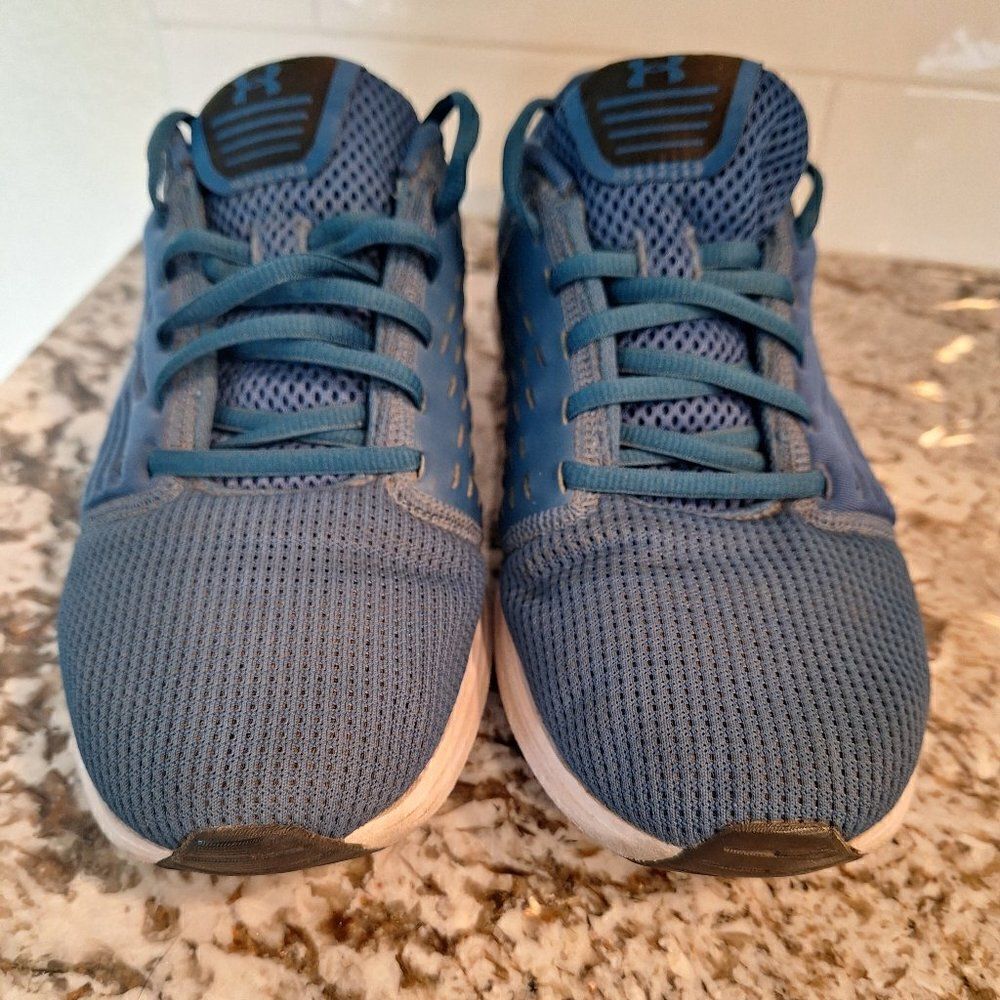 Under Armour sneakers size 9 US